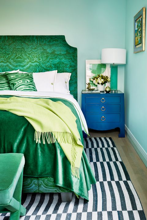 Colors To Pair With Mint Green Decor
