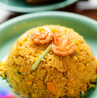 Nasi Goreng Sayuran dengan Telur