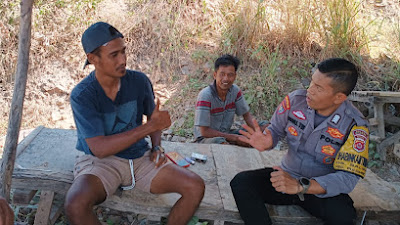 Jaga Keamanan, Bhabinkamtibmas Polsek Puloampel Polres Cilegon Terus Berikan Pembinaan Masyarakat