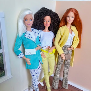 Barbie OOAK MtM Made to move, Barbie Generation Girl flock, Teresa reroot, Totally Yoyo Courtney.