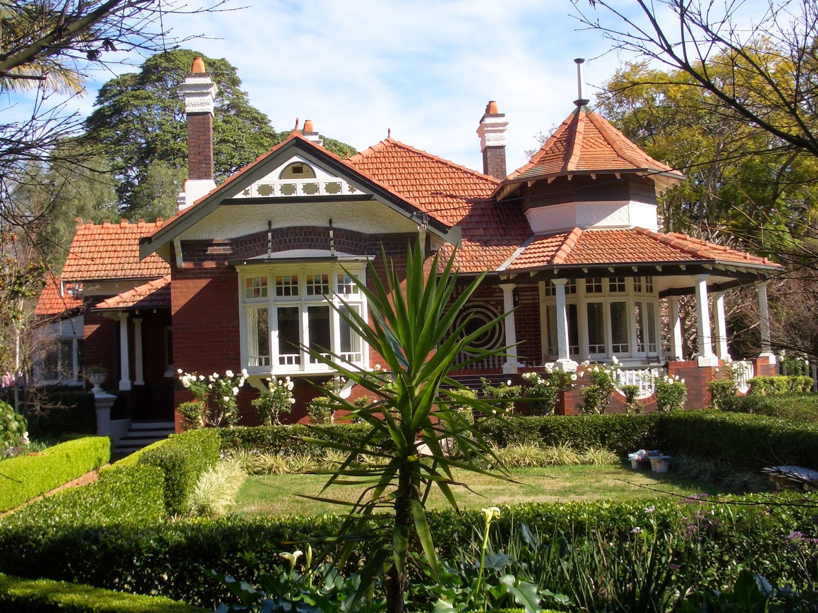 Desain Rumah Klasik Bergaya Victorian