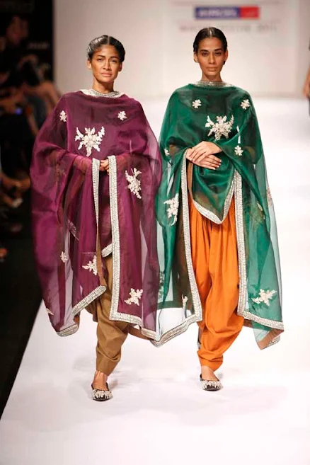 Sabyasachi Mukerjee Lakme Fashion Week India 2011