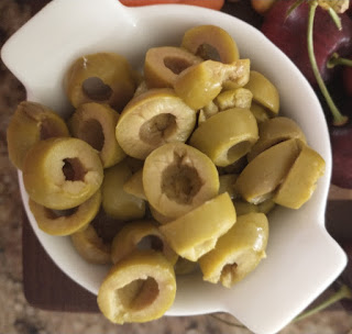 sliced green olives