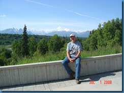 Griz at Mt. McKinley (south view)