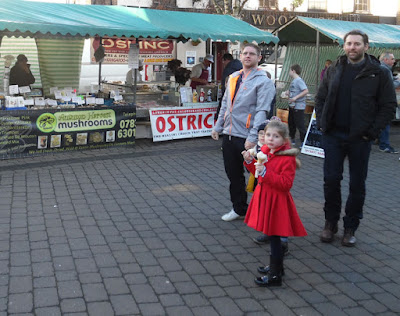 Brigg Christmas farmers' market 2016 - picture 2 on Nigel Fisher's Brigg Blog