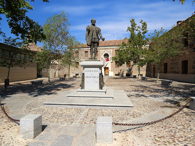 Juan de Padilla by Julio Martín de Vidales, Plaza de Padilla, Toledo