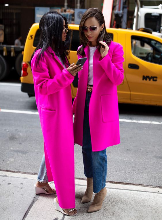 PINK STREET STYLE FASHION TREND