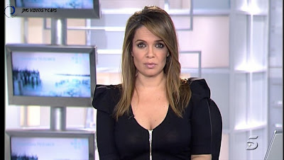 CARME CHAPARRO, Informativos Telecinco (03.04.11)