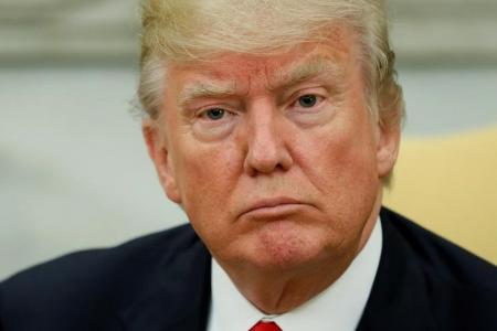 Trump insiste em versão mais rígida de restrição de viagens após ataque em Londres