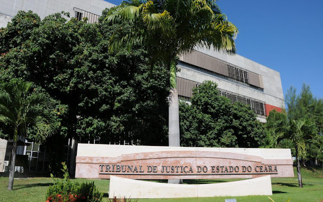 Frente do TJCE Tribunal de Justiça do Ceará