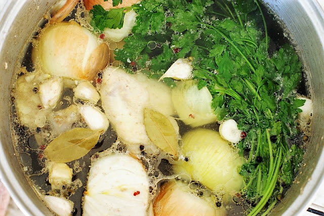  in addition to brand your ain flavorful chicken broth at habitation How to Make Homemade Chicken Broth