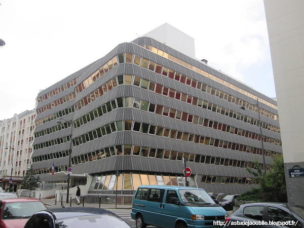 Paris 13eme - Bureaux Serete  Architecte: Jean De Brauer  Construction: 1970-1971