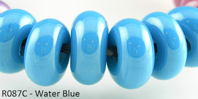 Reichenbach R087 Water Blue Glass Beads