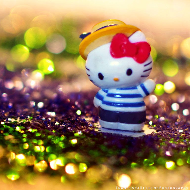 Gambar DP BBM Foto Hello Kitty Lucu Cantik Imut  Caption 