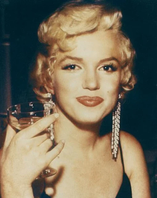 Marilyn Monroe vintage Champagne coupe glasses