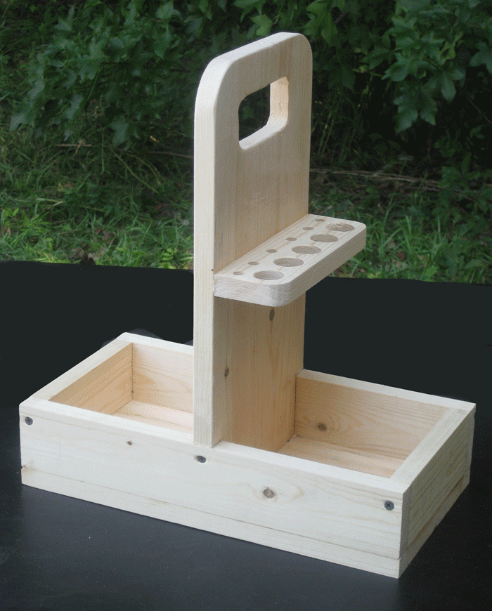 This wooden field box is easy to build, inexpensive and is perfect for 