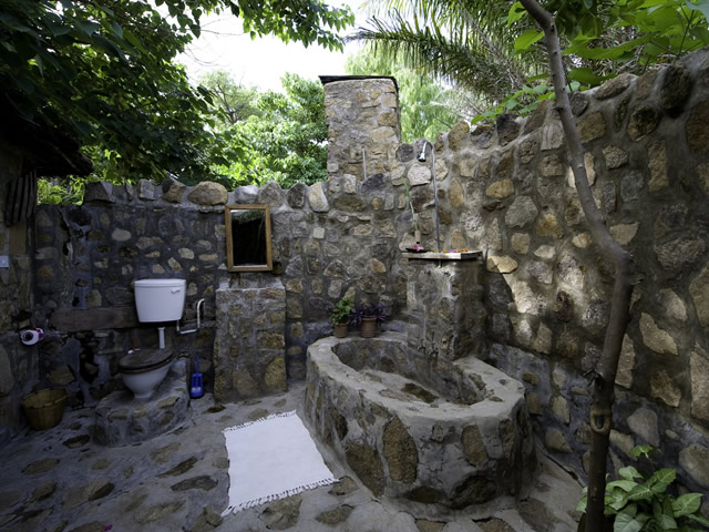 Stone Bathroom Design Ideas