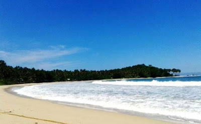 Pantai Legon Pari, Pantai Sawarna