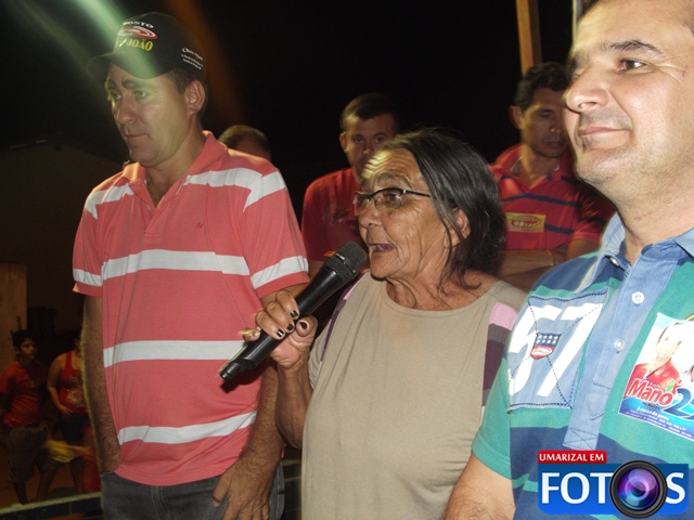 "Essa terra é de meu coração" diz candidata e moradora do Assentamento Remédio na Reunião 25