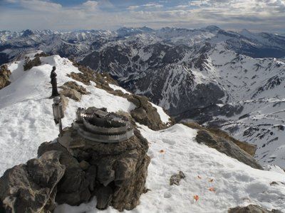 Hiru Erregeen Mahaia(2.428 m.)