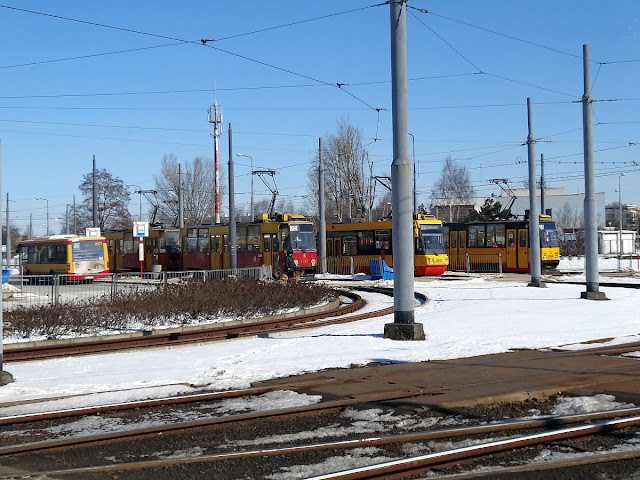 Pętla tramwajowa i autobusowa Nowe Bemowo.