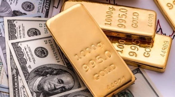 الدولار يواصل الارتفاع .. اختفاء تجار بالموازي وفوضى في أسعار الذهب