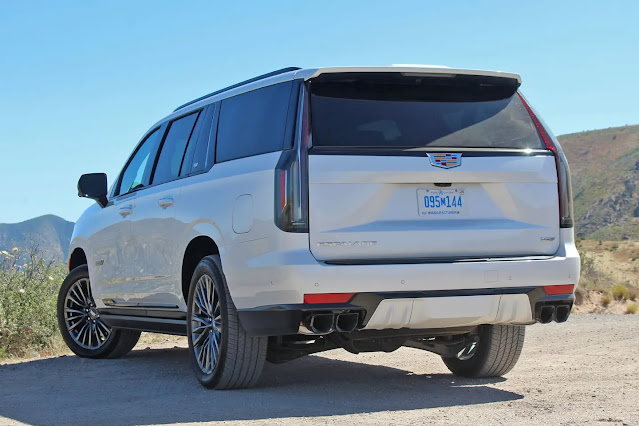 Cadillac Escalade 2023 Fastest and Most Powerful Cadillac Escalade - V