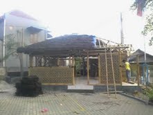 081387245587 Jasa Saung Gazebo Bambu  Kayu Kelapa Jakarta 