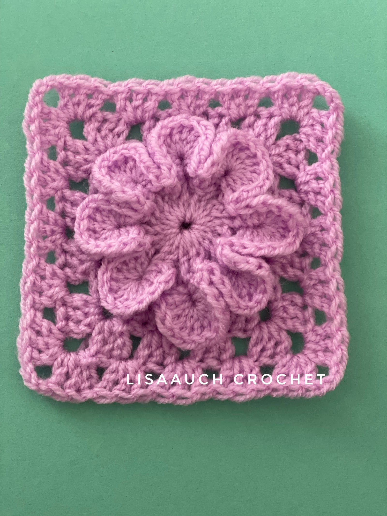 Granny Square with Flower Center, a FREE Crochet Pattern 