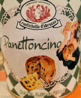 Rustichella d'Abruzzo's classic panettoncino