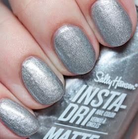 Sally Hansen Insta-Dri Matte 011 Smokey Silver