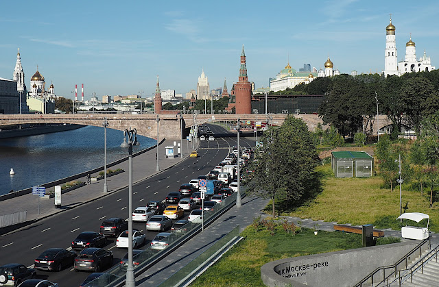 Москва, Зарядье - вид со смотровой площадки (Moscow, Zaryadie - view from the observation deck)