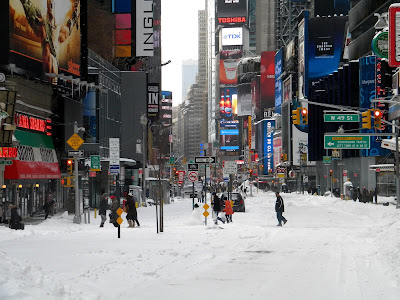 snowfall totals : : Winter Snow Storm New York City 12/26/10 Times Square 