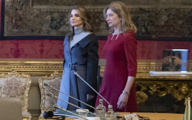 Queen Rania wore a new two color cashmere midi coat by Fendi. Fendi Spring/Summer 2021 collection. Laura Mattarella