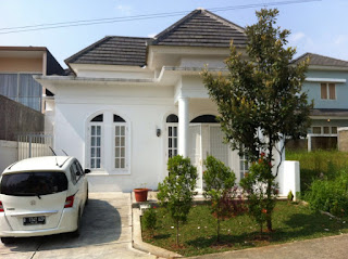 Rp.1.000.000.000 Dijual Rumah Siap Huni Di Cluster Paling Depan Di Taman Equator Sentul City (code:154)