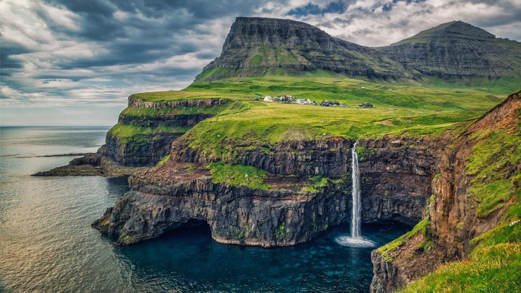 20 Spots In Europe You Must See Before You Die - Gásadalur, Faroe Islands