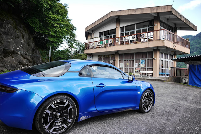 Alpine A110