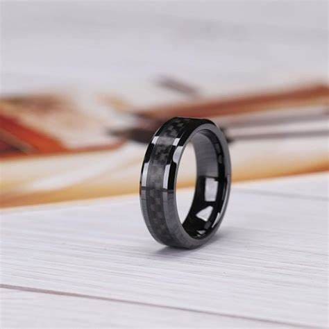 Aksesori Fashion Berkelas dari Titanium