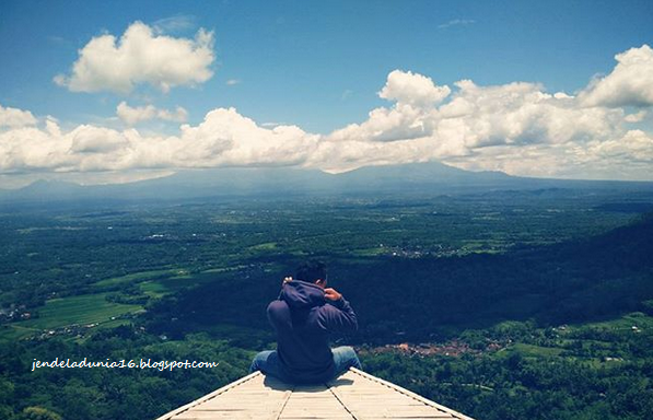 [http://FindWisata.blogspot.com] Bukit Punthuk Sukmojoyo, Wisata Terbaik Melihat Panorama Alam, Sunset, dan Wisata Romantis di Magelang