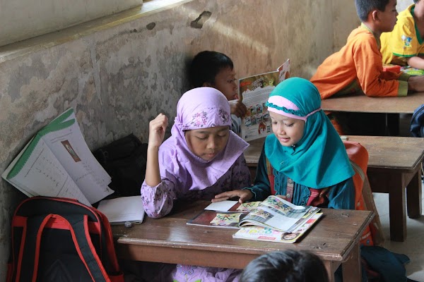 Racuni anak dengan buku bermutu