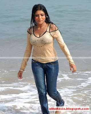 Pooja Roshan