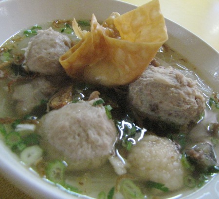 CARA MEMBUAT BAKSO KUAH - RESEP-NAYLA  Resep Masakan Khas 