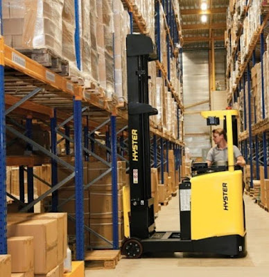 Reach Truck Hyster 2 tấn cao 6m