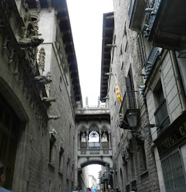 Free Walking Tour em Barcelona - Pont del Bisbe