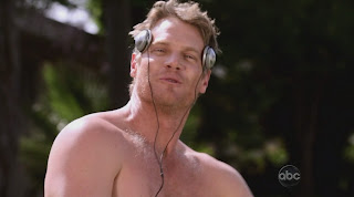 Brian Van Holt Shirtless on Cougar Town