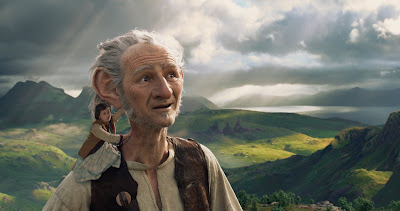 Mark Rylance and Ruby Barnhill in The BFG