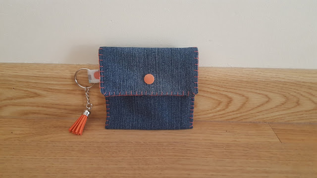 Easy Snap Pouch (upcycled jeans part 1)