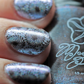 Moonflower Polish The Stone Dog stamped over Blush Lacquers The Blue Lady using Über Chic 22-03 plate