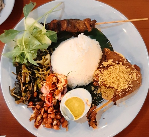 Makan Bebek Enak Dan Nyaman Di Restoran Bebek Kaleyo Tomang Cerita Daffana Makan Bebek Enak Dan Nyaman Di Restoran Bebek Kaleyo Tomang Cerita Daffana