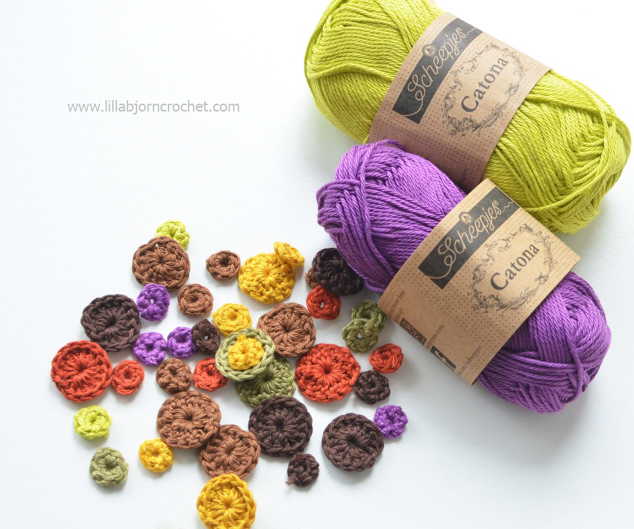 Colourful crochet circles with cotton yarn